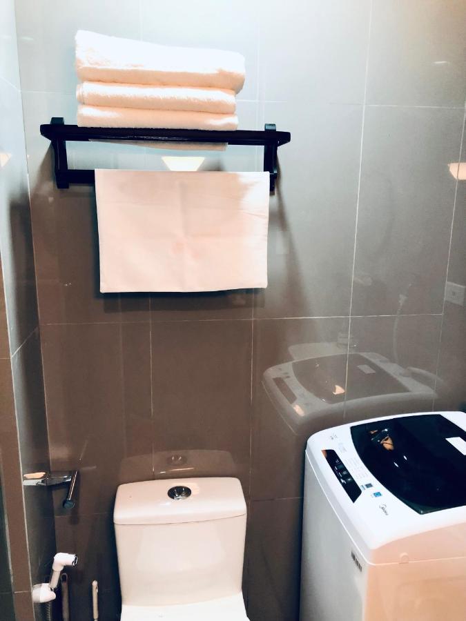 Air Residence 1Br With Balcony Free Netflix And Disney Plus Manila Exterior photo