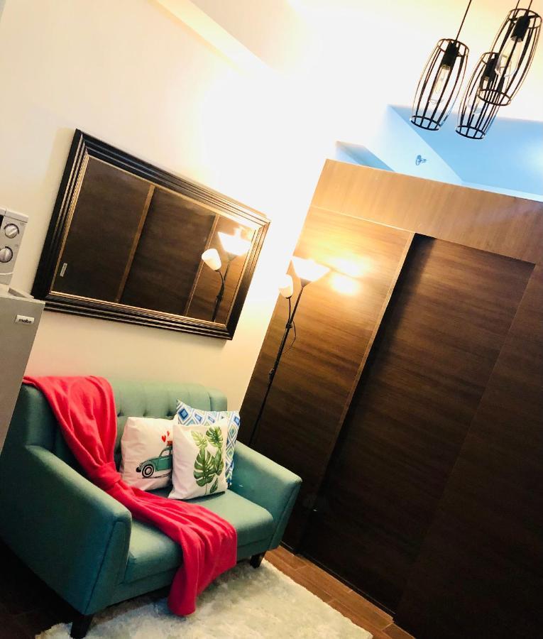 Air Residence 1Br With Balcony Free Netflix And Disney Plus Manila Exterior photo