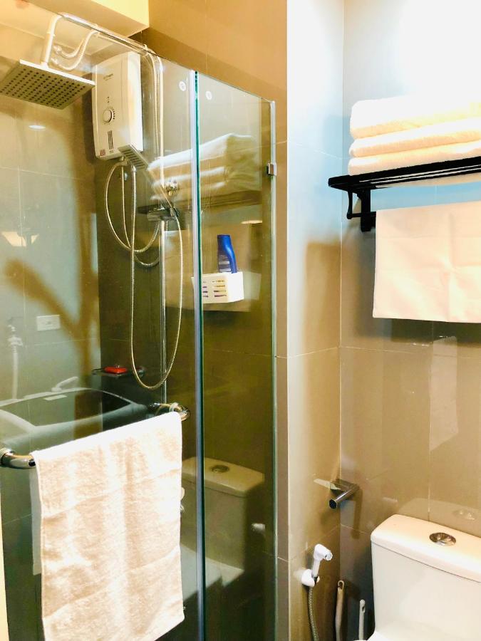 Air Residence 1Br With Balcony Free Netflix And Disney Plus Manila Exterior photo